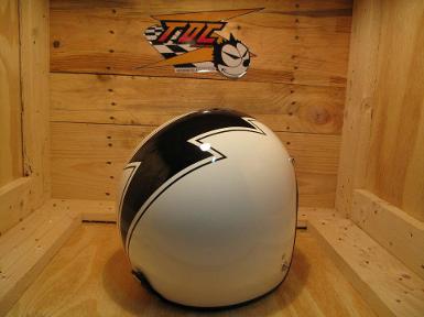 หมวกกันน็อค รุ่น LB Thunder(ขาวสายฟ้าดำ)